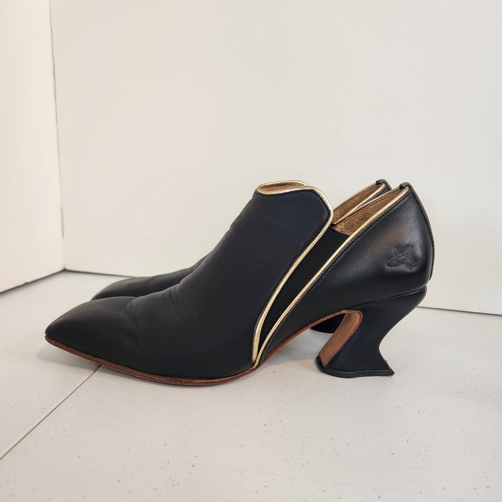 John Fluevog Super Fine Prestige Black Leather Slip On High Heel Shoes Size 9.5 - Picture 5 of 15